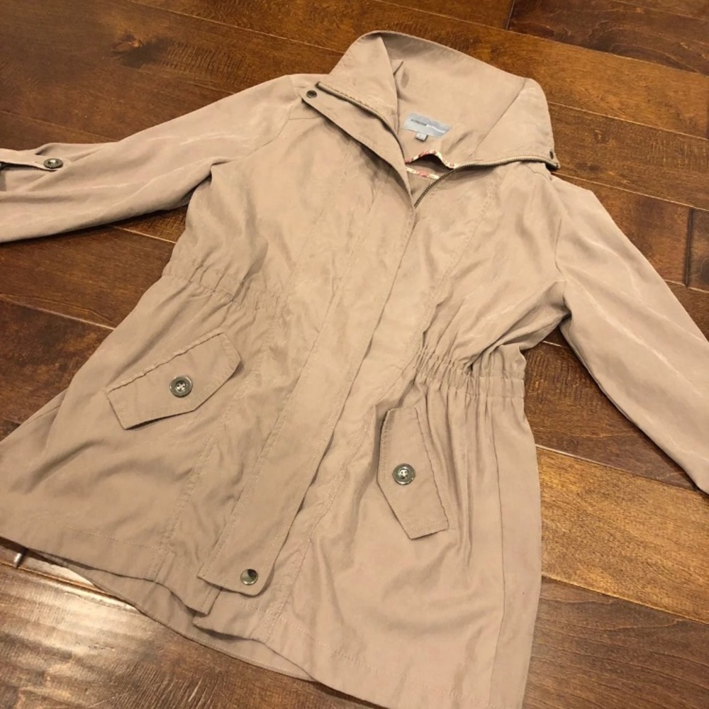 Light weight jacket